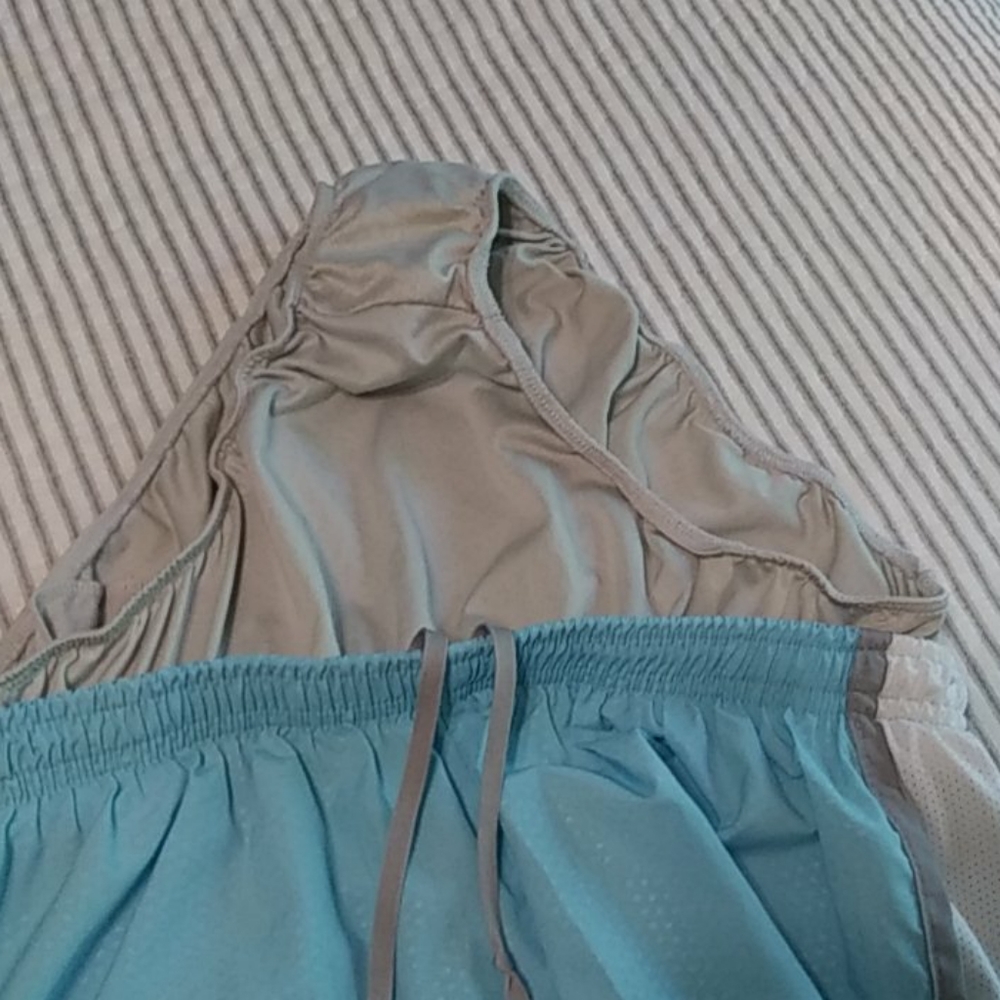 Nike dri fit polyester shorts with built in panty - Picture 3 of 6